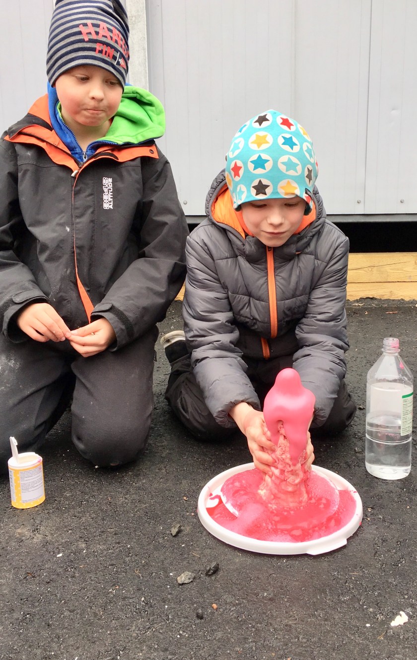 3D9231EB-8276-410D-8940-CBEE3CAFCA91